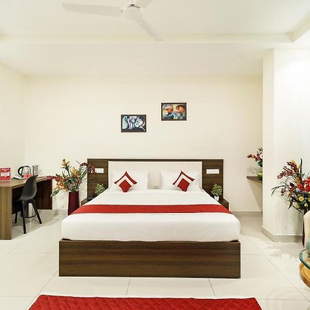 Octave Brookefield Suites Bangalore Buitenkant foto